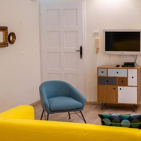 Happy House Apartamento Belgrado Exterior foto
