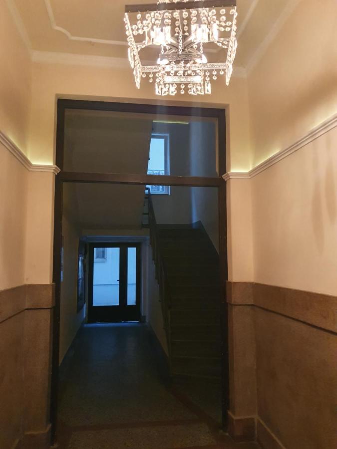 Happy House Apartamento Belgrado Exterior foto