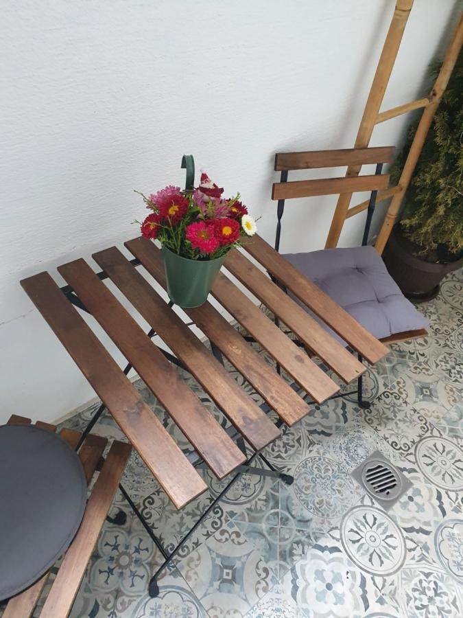 Happy House Apartamento Belgrado Exterior foto